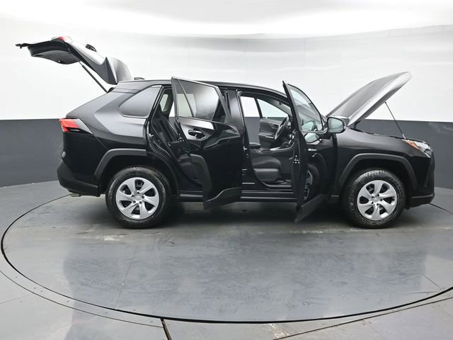 Used 2025 Toyota RAV4 LE AWD/4WD image 48