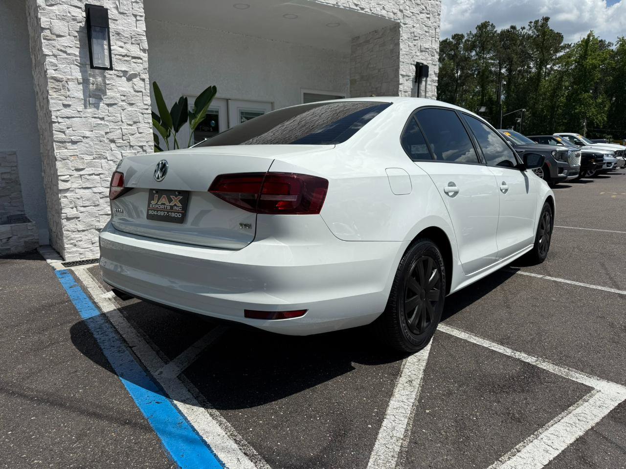 Used 2016 Volkswagen Jetta S FWD image 17