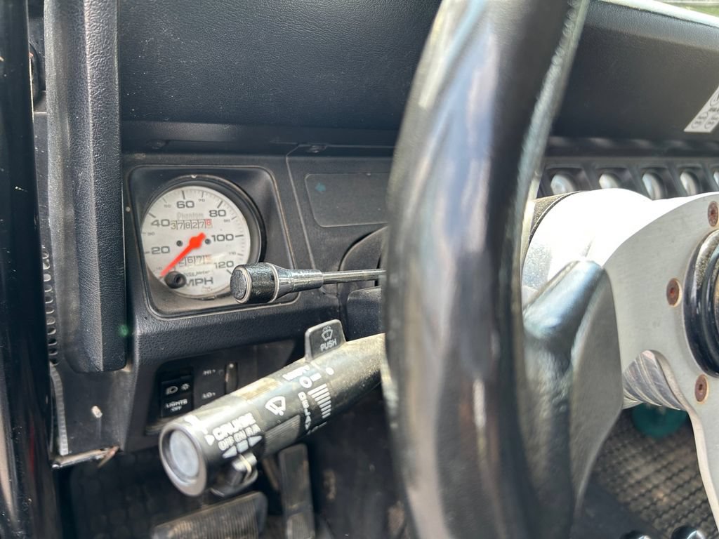 Used 1989 Jeep Wrangler Sahara AWD/4WD image 22