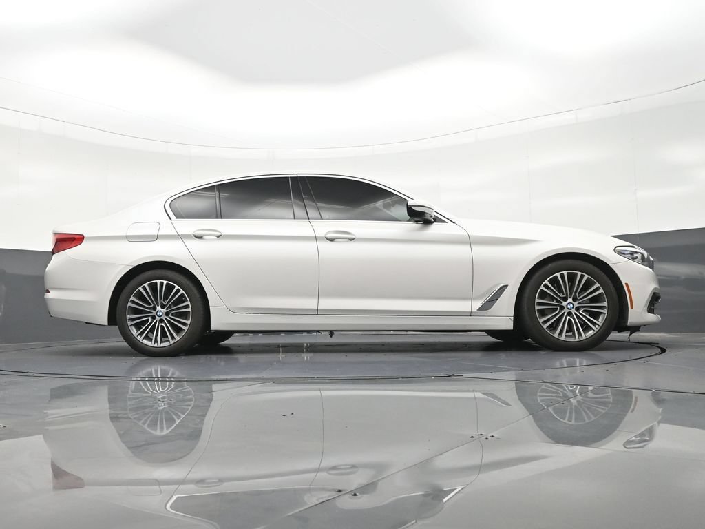 Used 2019 BMW 530i w/ Convenience Package RWD image 28