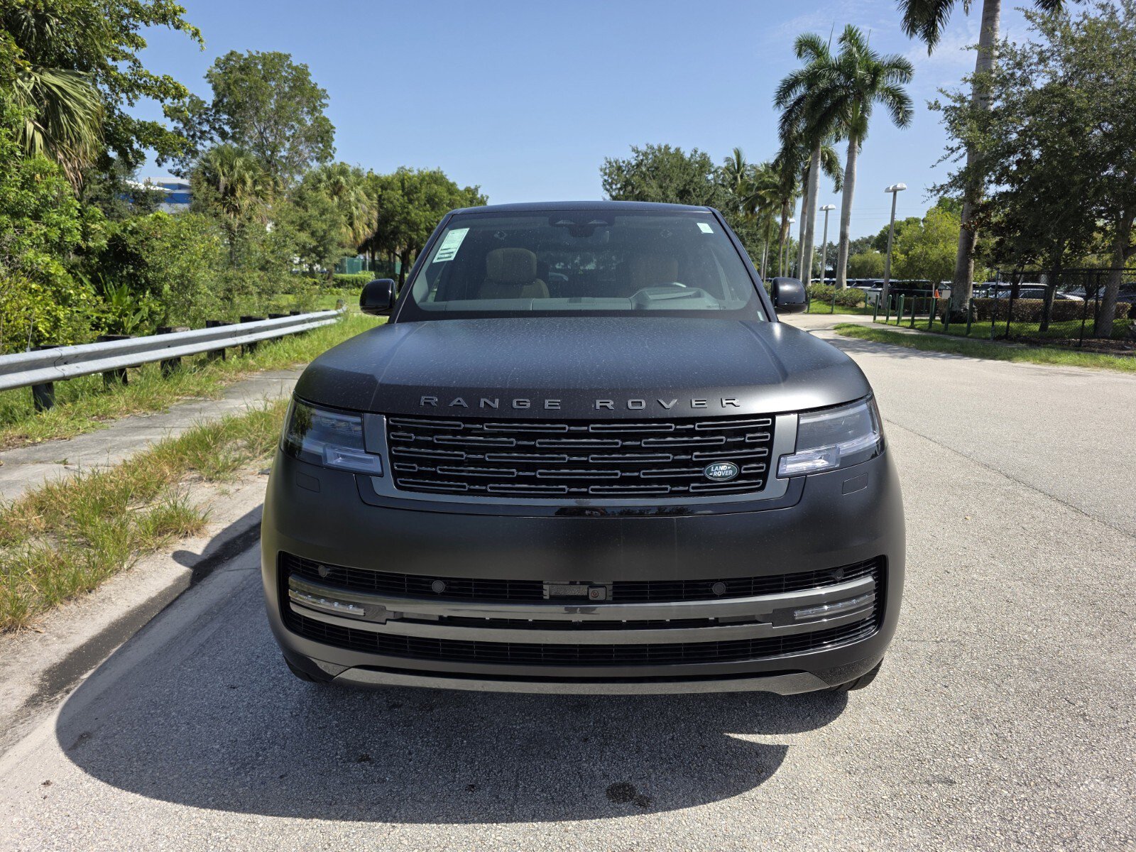 New 2026 Land Rover Range Rover Autobiography AWD/4WD image 8