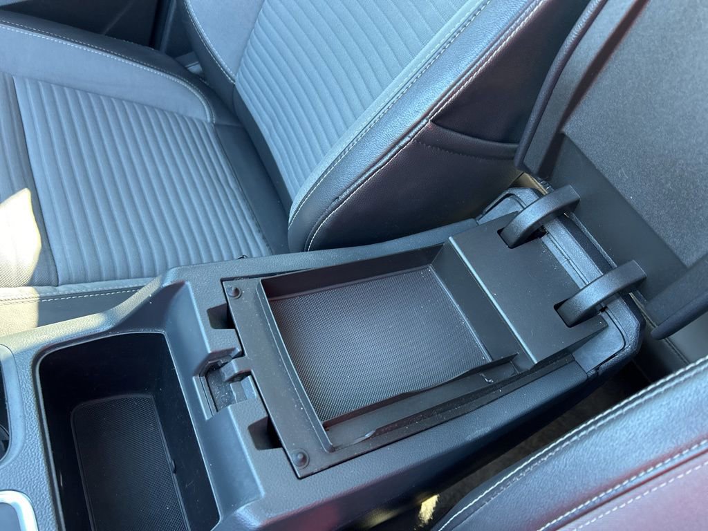 Used 2017 Ford Escape Titanium image 23