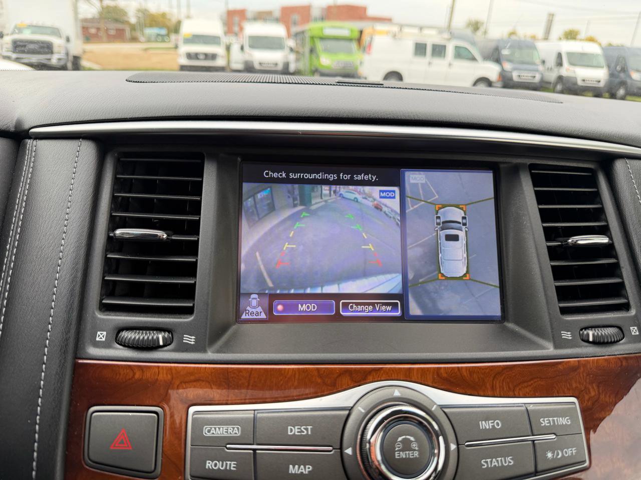 Used 2016 INFINITI QX80 Limited AWD/4WD image 31