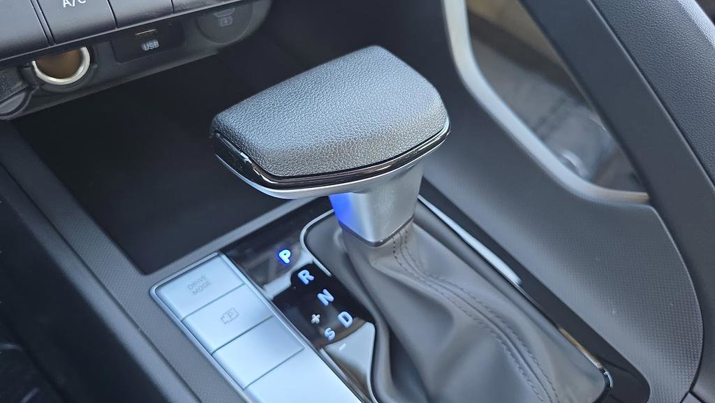 New 2026 Hyundai Elantra SE FWD image 22