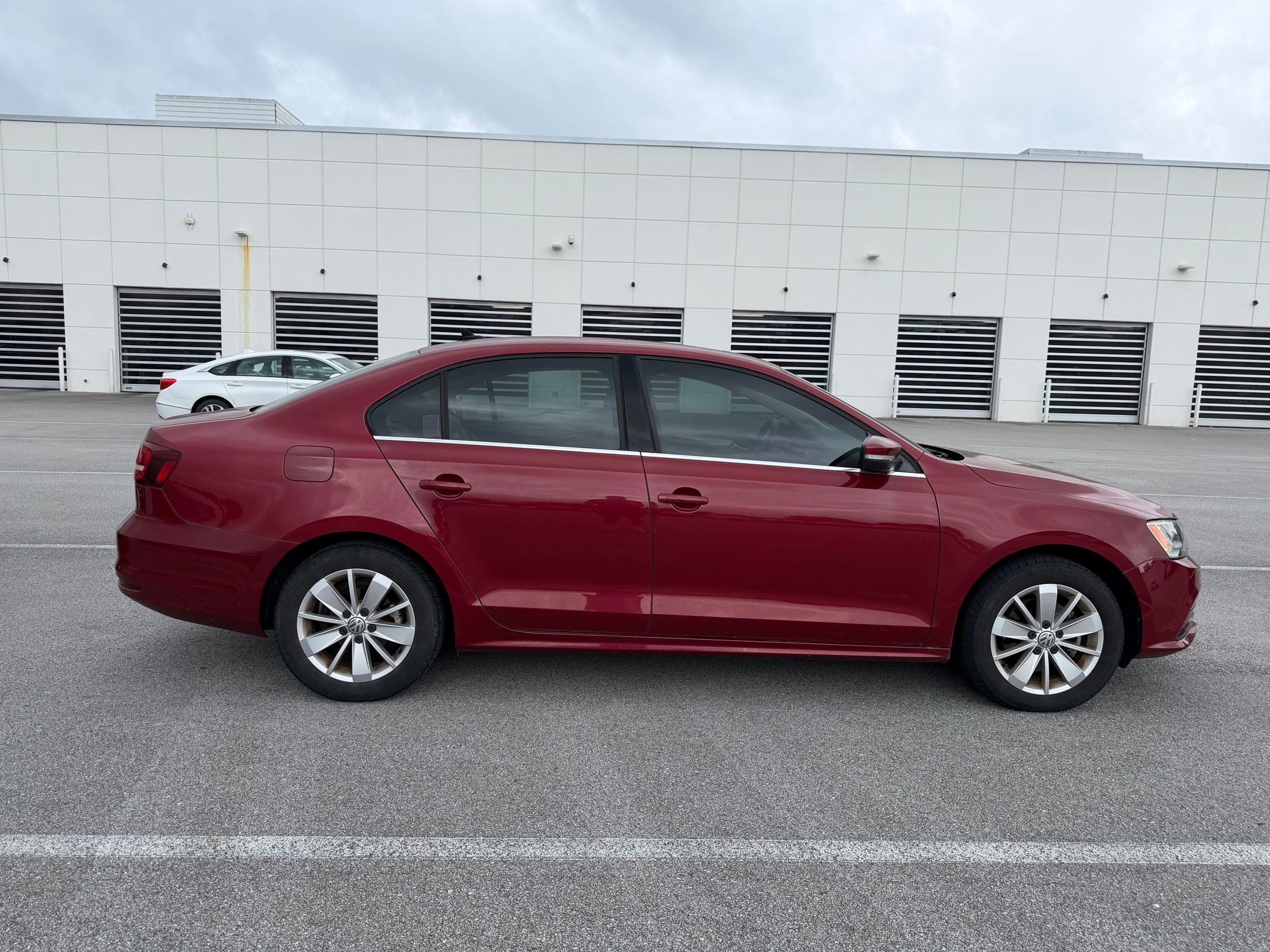 Used 2016 Volkswagen Jetta SE FWD image 5