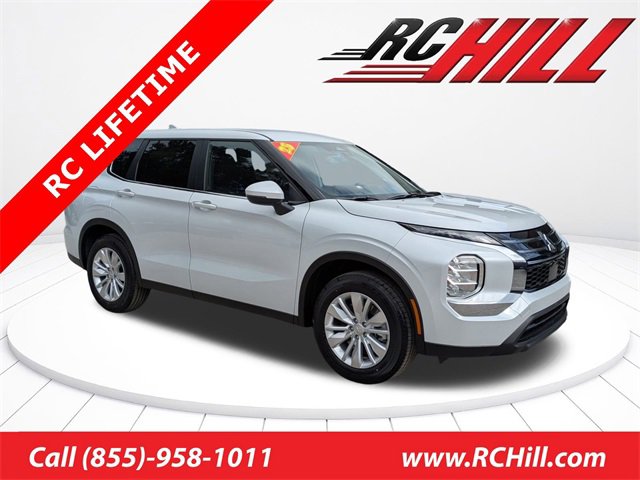 New 2025 Mitsubishi Outlander ES