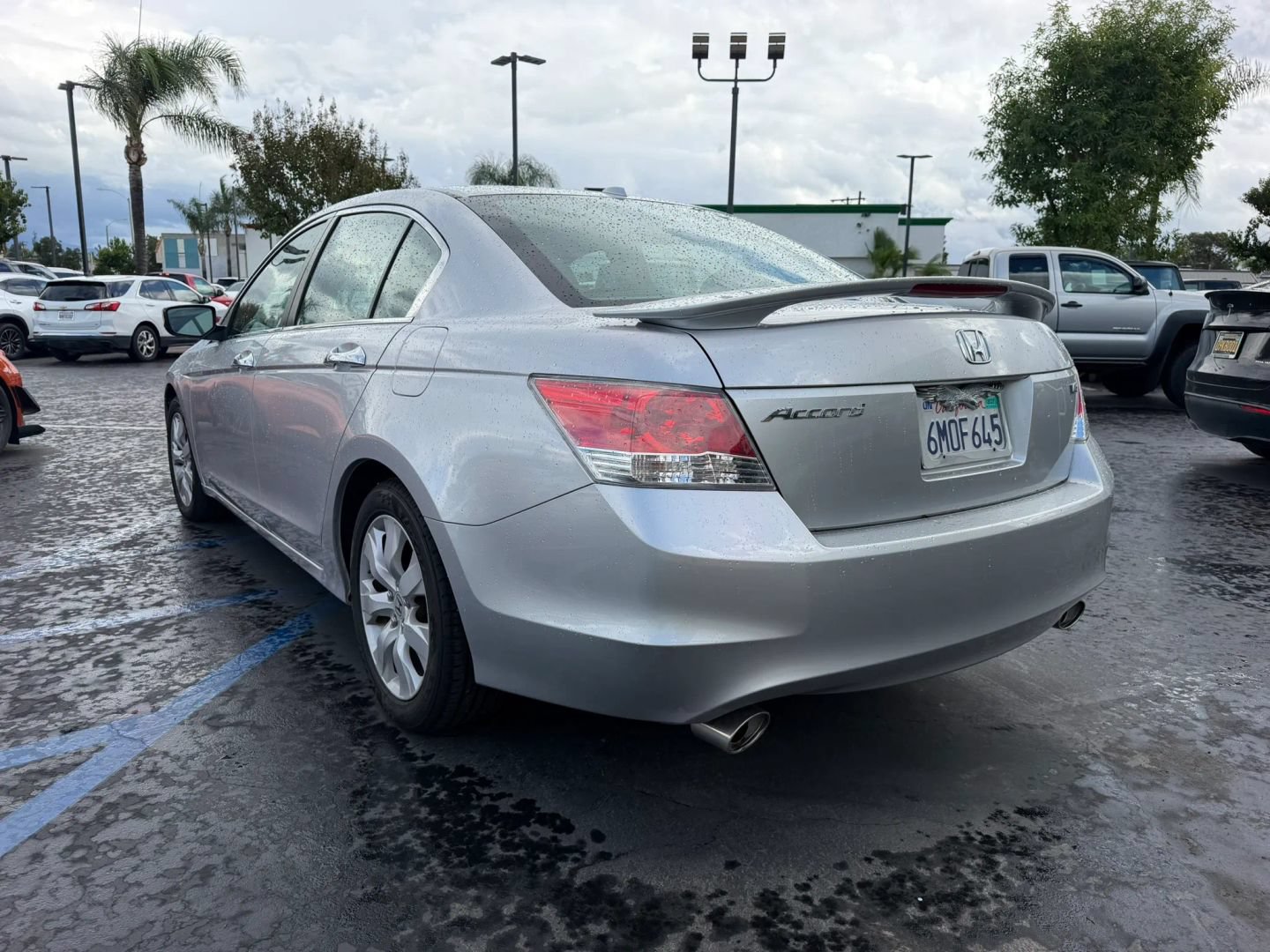 Used 2010 Honda Accord EX-L image 9