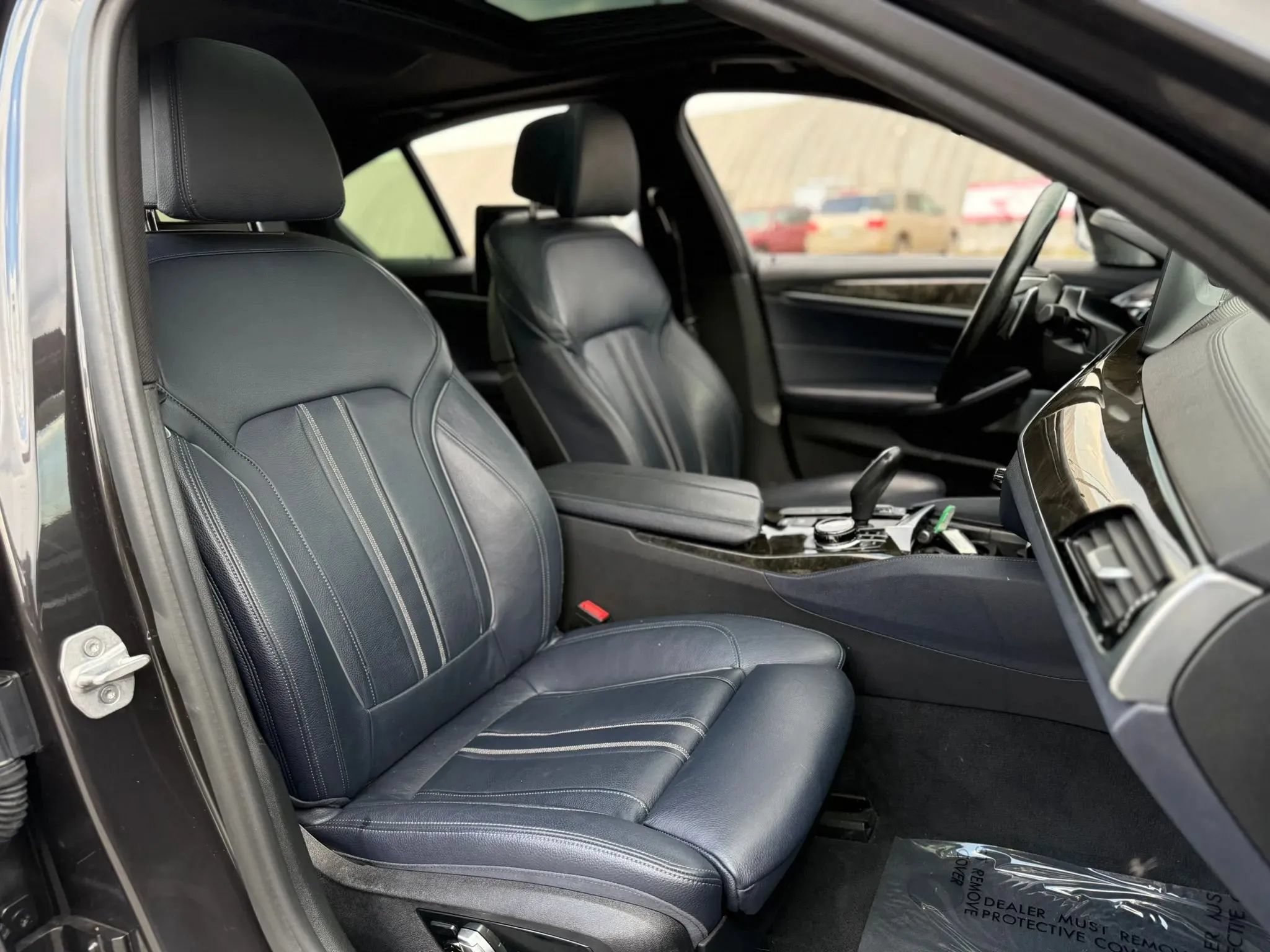 Used 2018 BMW 530e xDrive AWD/4WD image 15