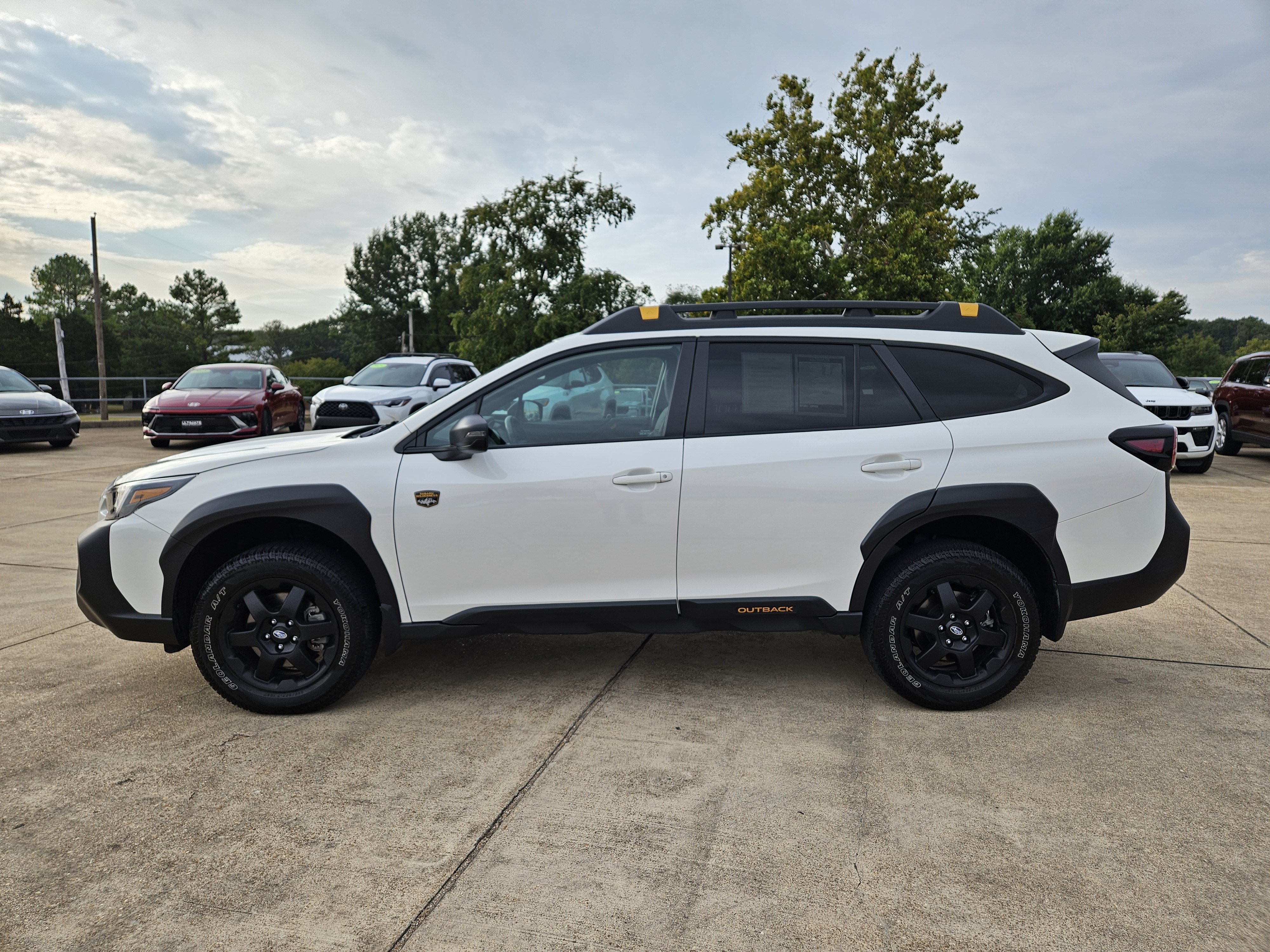 Used 2025 Subaru Outback Wilderness AWD/4WD image 3