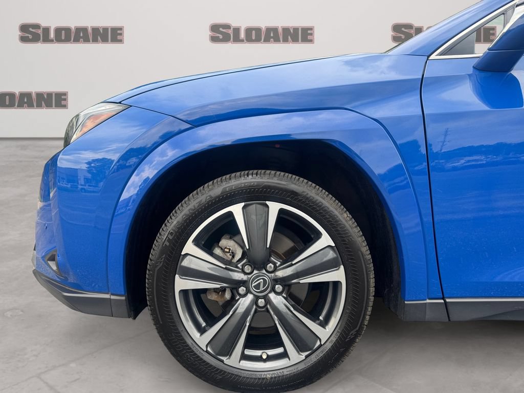 Used 2024 Lexus UX 250h AWD w/ Premium Package image 14