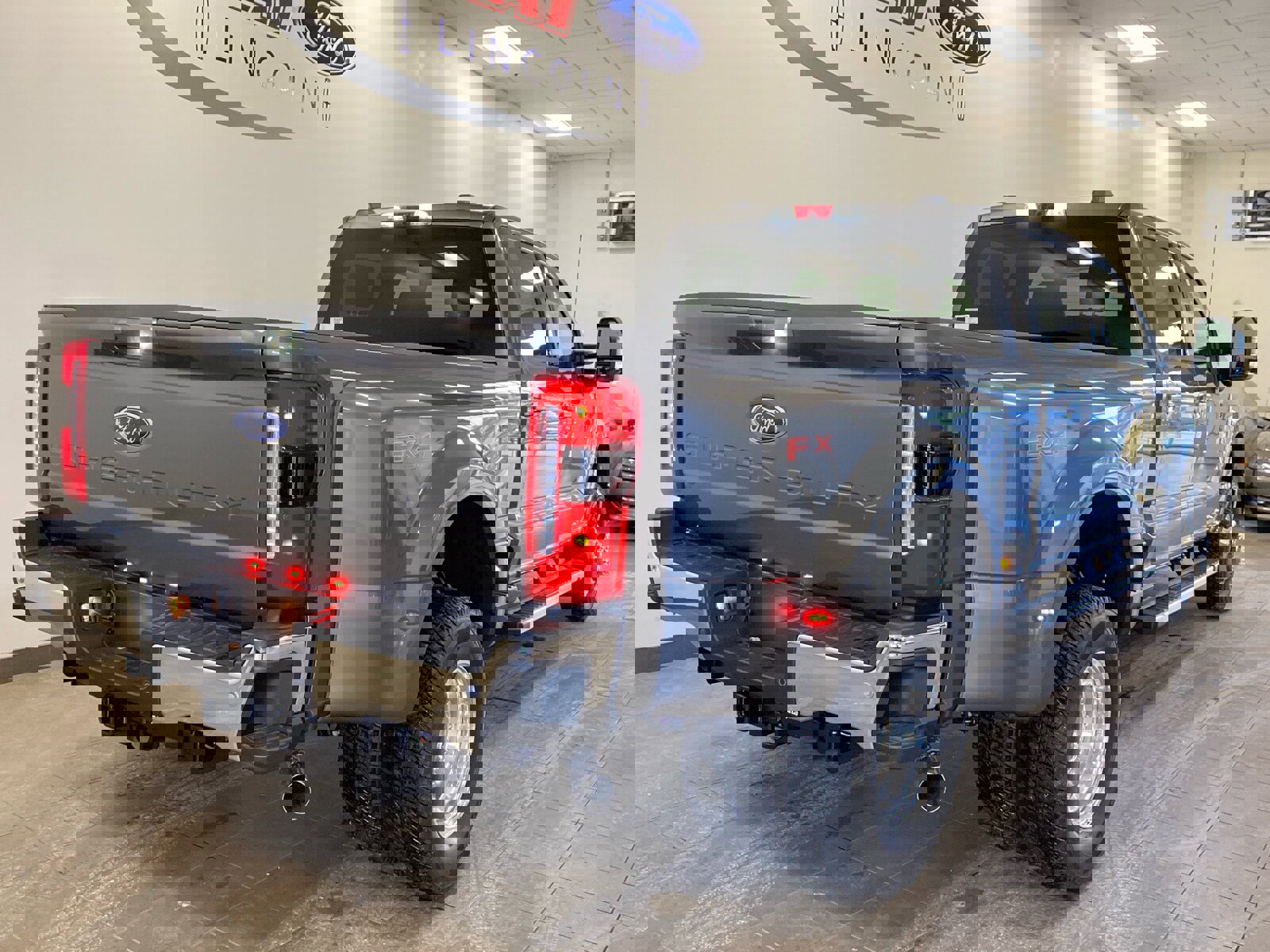 New 2026 Ford F350 XLT w/ XLT Premium Package image 7