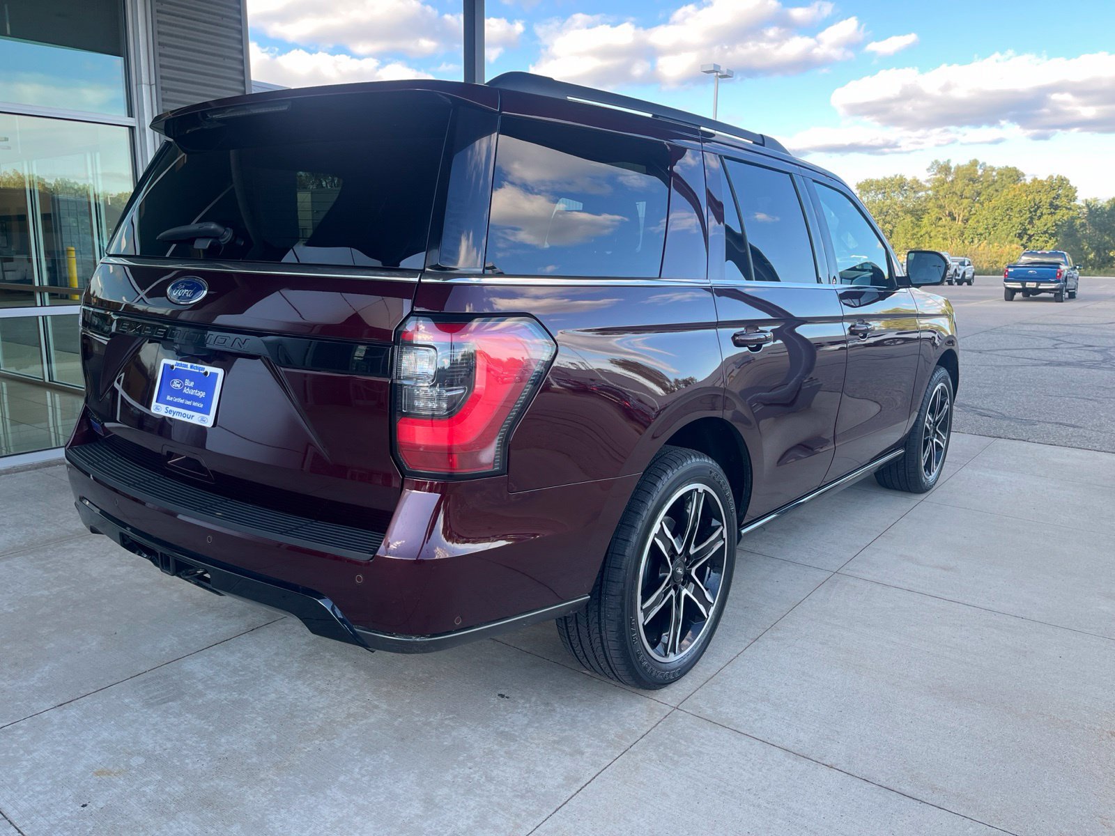 Certified 2020 Ford Expedition Limited w/ Equipment Group 303A AWD/4WD image 7