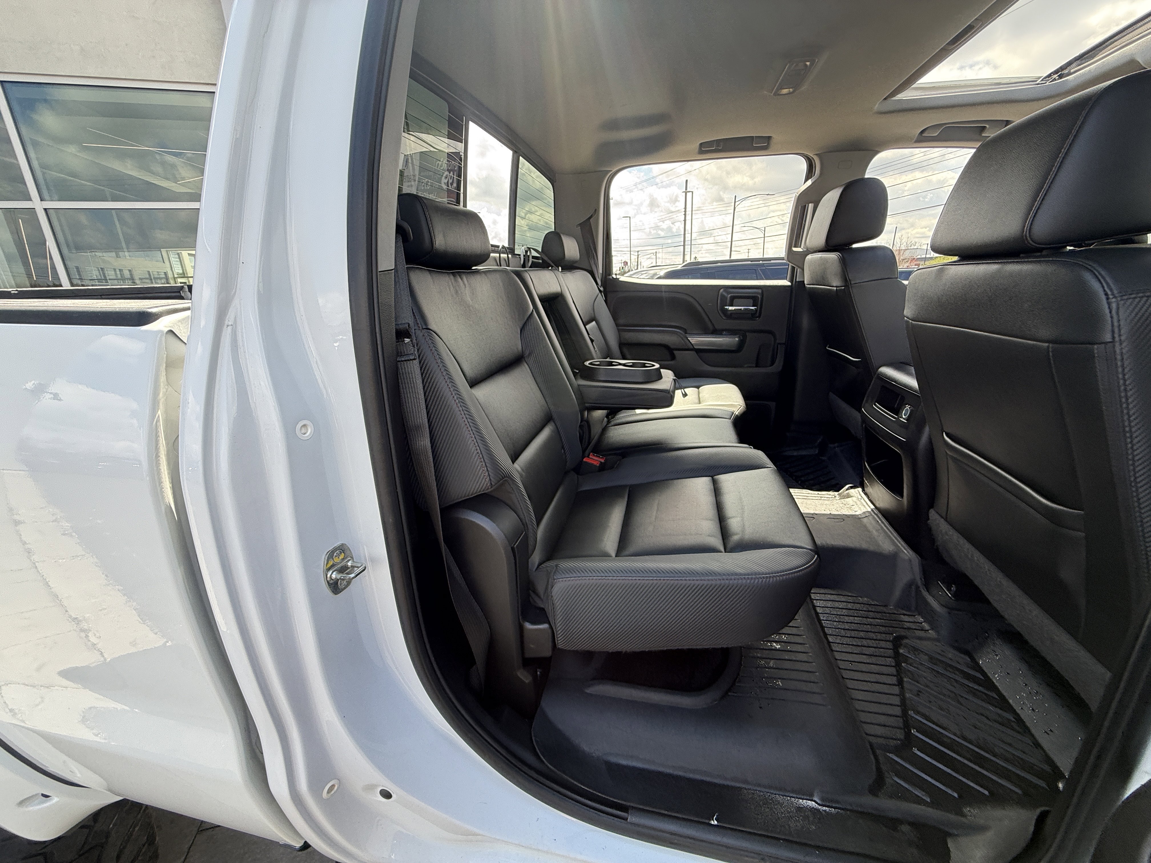Used 2019 GMC Sierra 2500 SLT w/ All Terrain HD Package AWD/4WD image 27