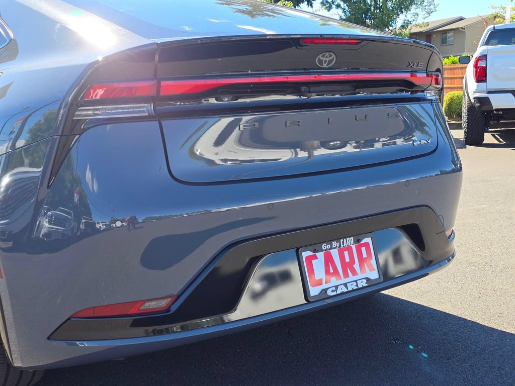 Used 2024 Toyota Prius XLE AWD/4WD image 13