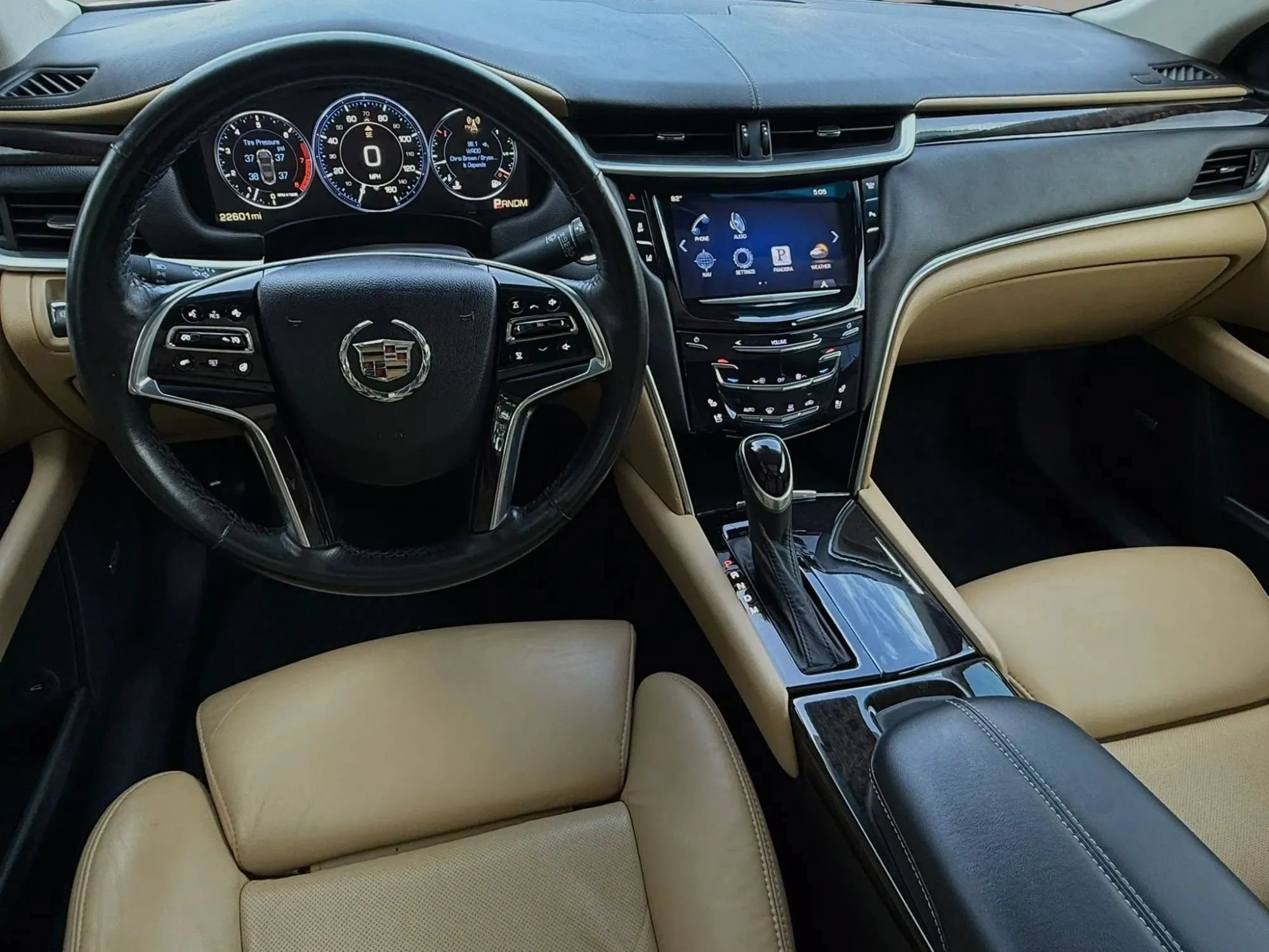 Used 2013 Cadillac XTS Premium FWD image 37