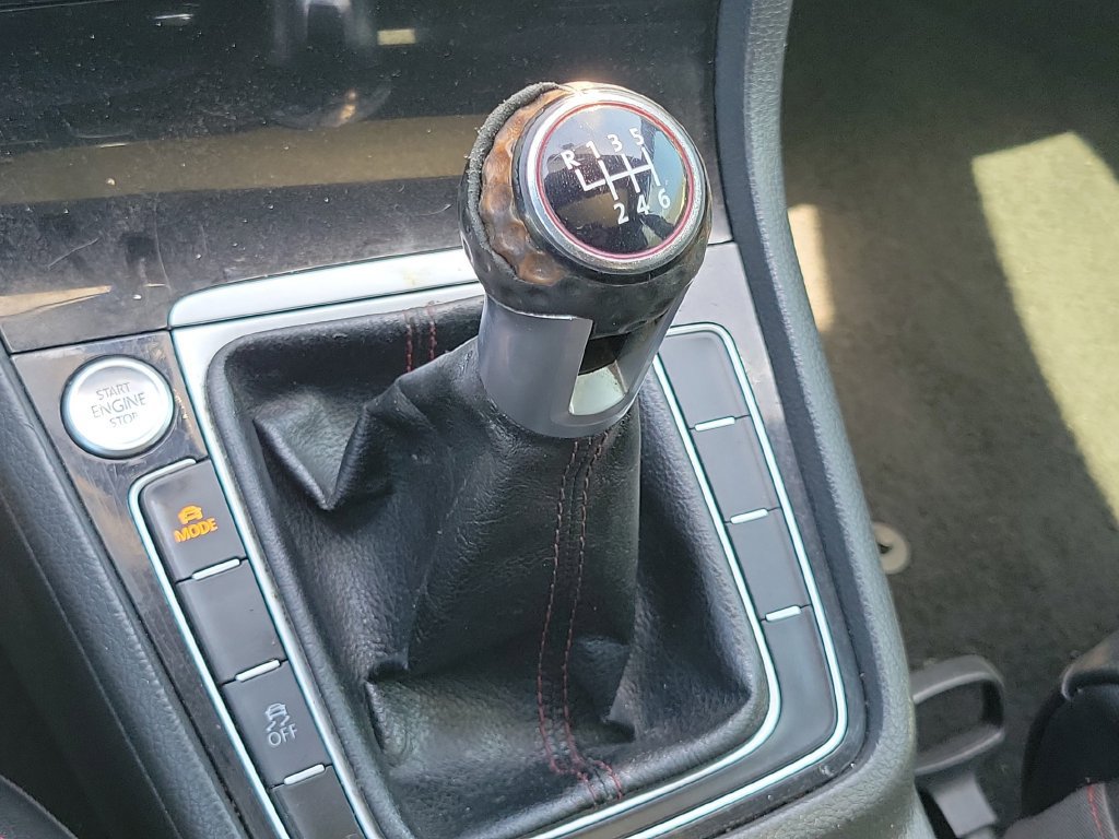 Used 2020 Volkswagen GTI S FWD image 36