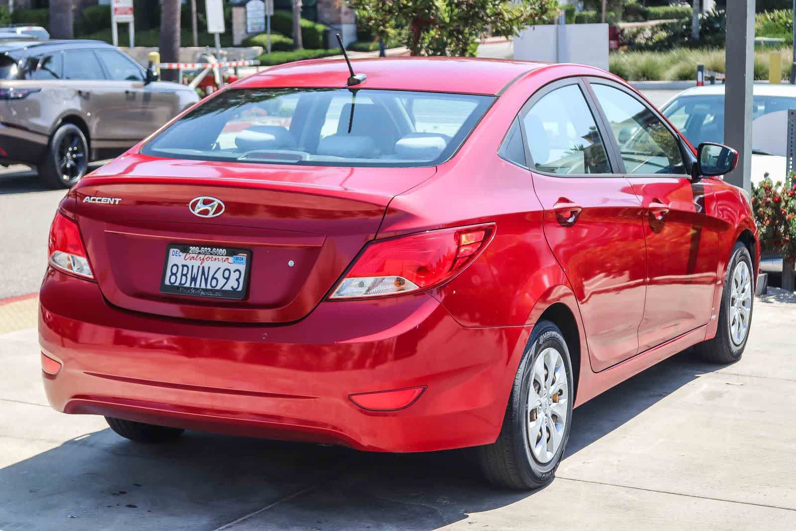 Used 2017 Hyundai Accent SE FWD image 6