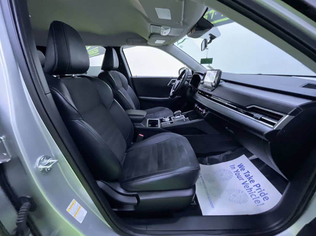 Used 2024 Mitsubishi Outlander Ralliart image 31