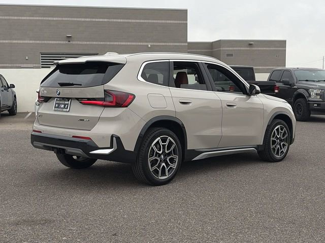 Used 2026 BMW X1 xDrive28i w/ Technology Package image 6