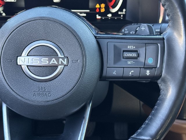Used 2023 Nissan Pathfinder Platinum AWD/4WD image 18