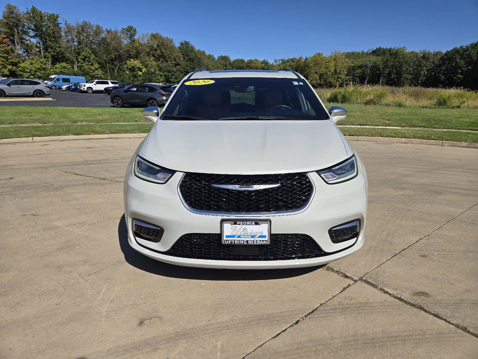 Used 2021 Chrysler Pacifica Pinnacle AWD/4WD image 7
