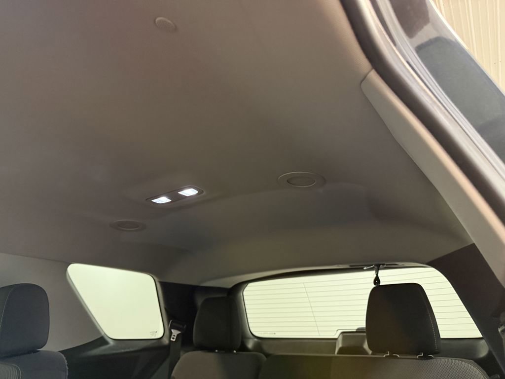 Used 2019 Chevrolet Traverse LT image 50