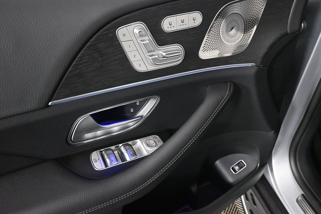 New 2026 Mercedes-Benz GLS 450 4MATIC image 8