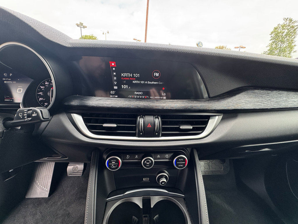 Used 2019 Alfa Romeo Stelvio RWD image 20