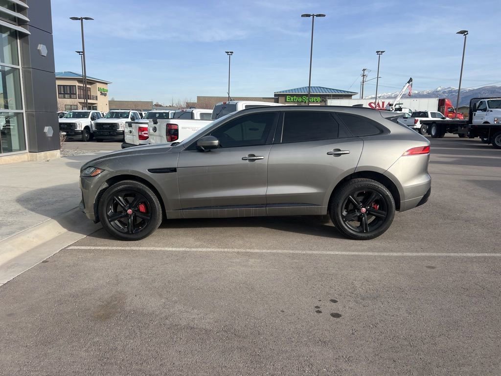 Used 2020 Jaguar F-PACE S image 13