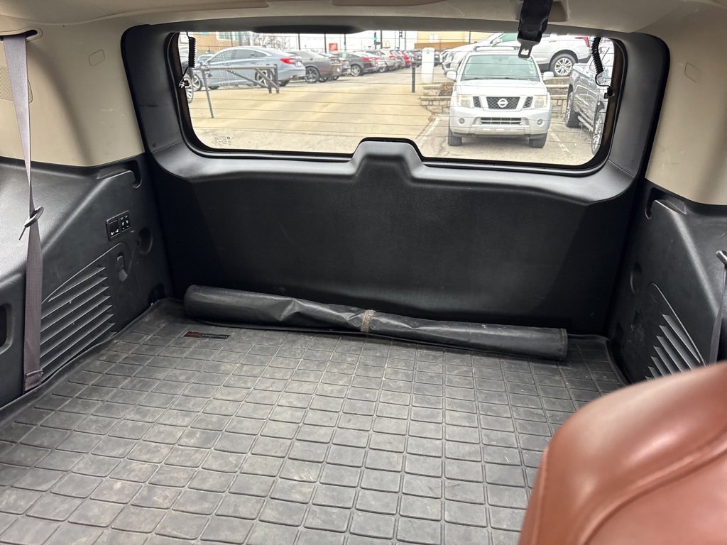 Used 2017 Cadillac Escalade Luxury image 5