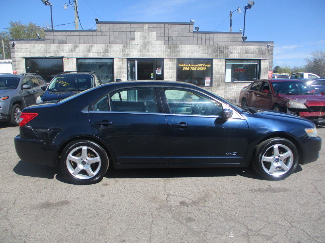 Used 2008 Lincoln MKZ FWD image 2