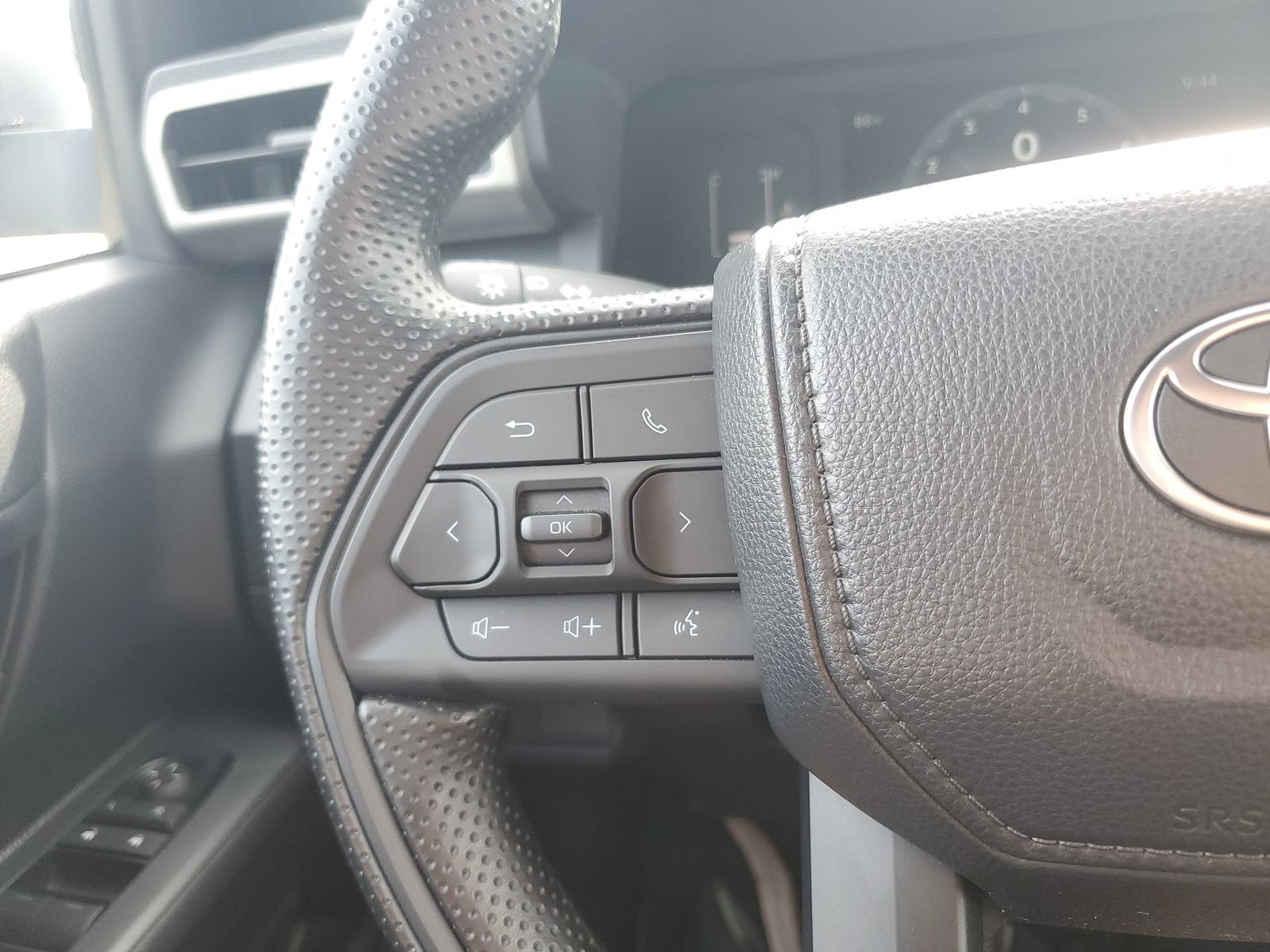 Certified 2024 Toyota Tacoma SR RWD image 21