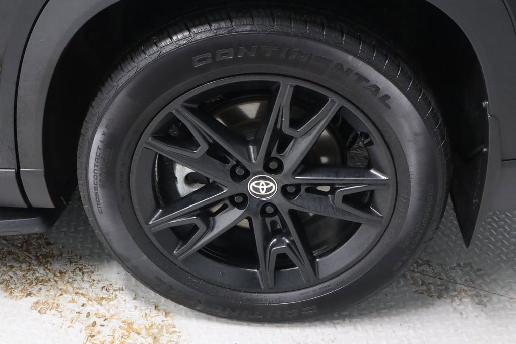Used 2024 Toyota Grand Highlander AWD image 20