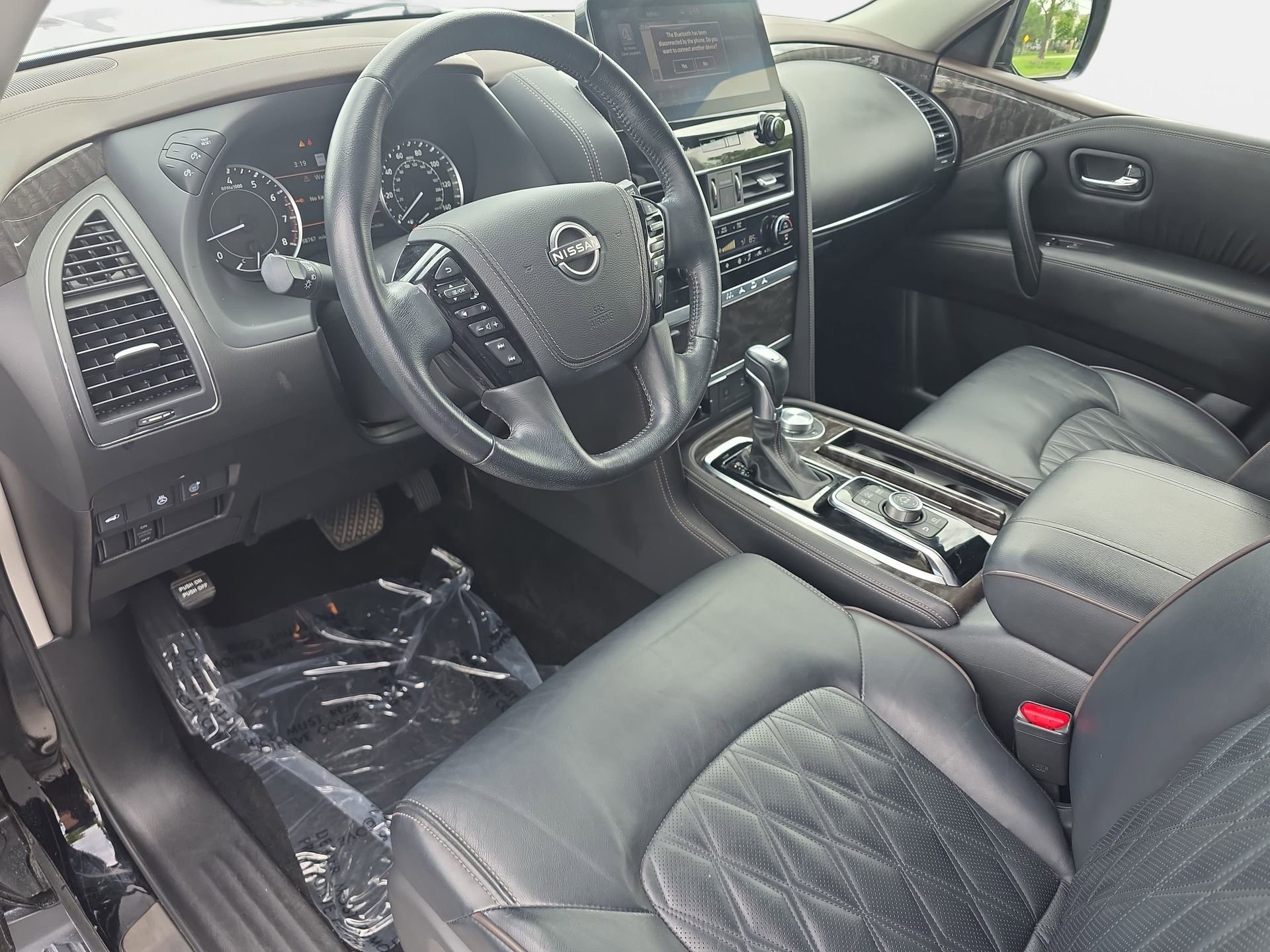 Used 2023 Nissan Armada Platinum w/ Captain's Chairs Package AWD/4WD image 16