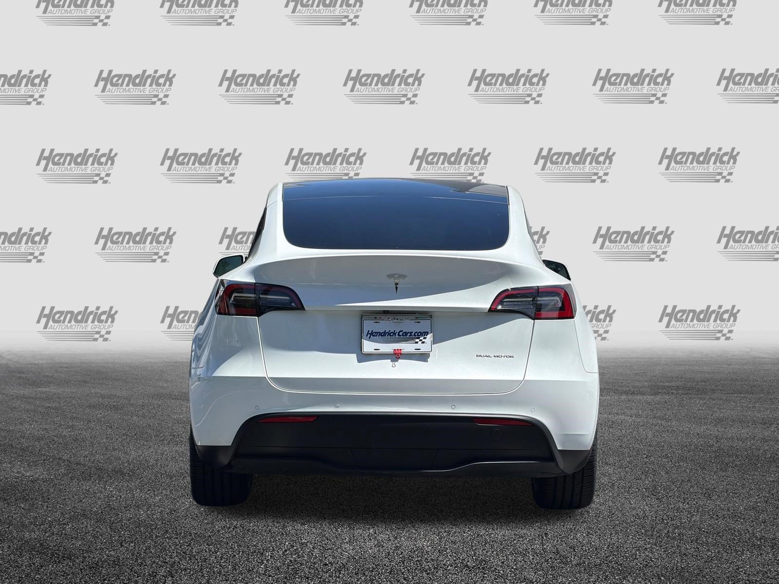 Used 2022 Tesla Model Y Long Range AWD/4WD image 6