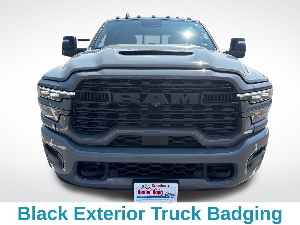 Used 2026 RAM 3500 Limited AWD/4WD image 9