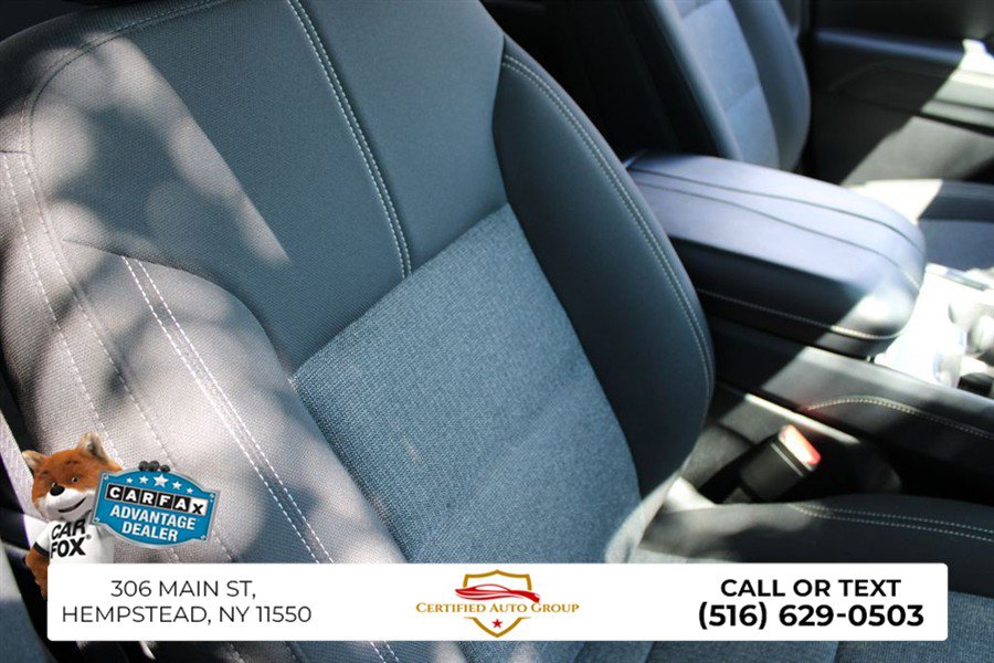 Used 2025 GMC Acadia Elevation FWD image 21