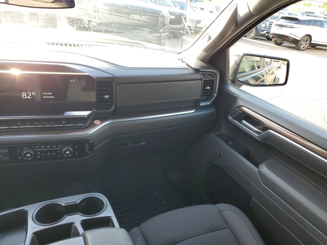Used 2025 Chevrolet Silverado 1500 LT RWD image 15