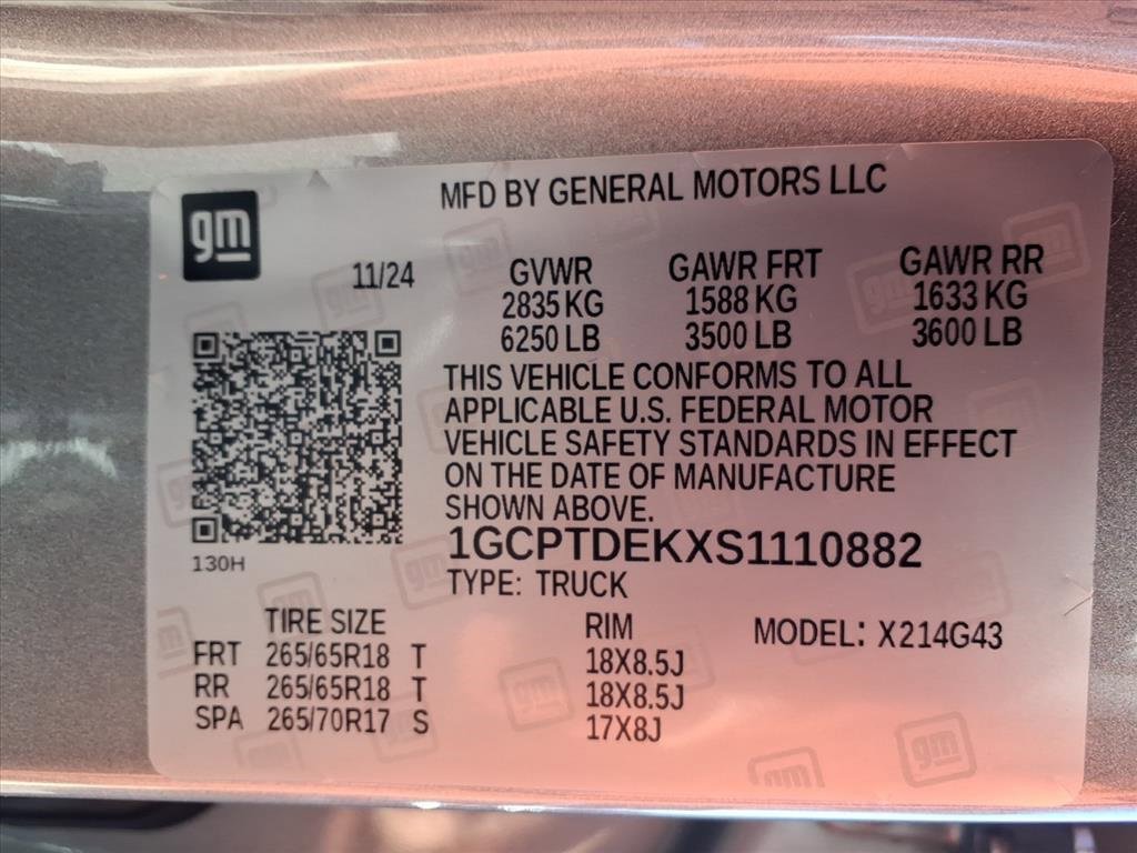 Used 2025 Chevrolet Colorado Z71 w/ Technology Package image 34