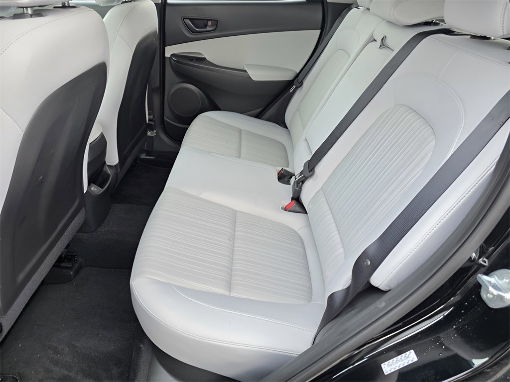 Used 2023 Hyundai Kona SEL image 15