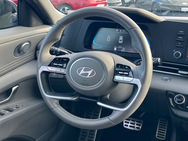 Certified 2025 Hyundai Elantra Sport image 14