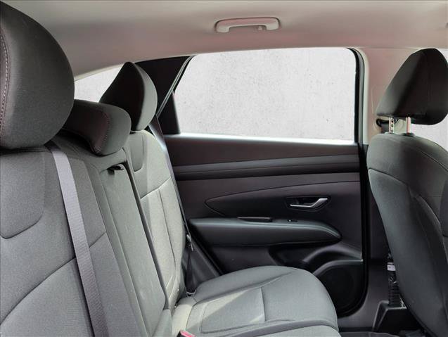 Used 2025 Hyundai Tucson SE FWD image 20