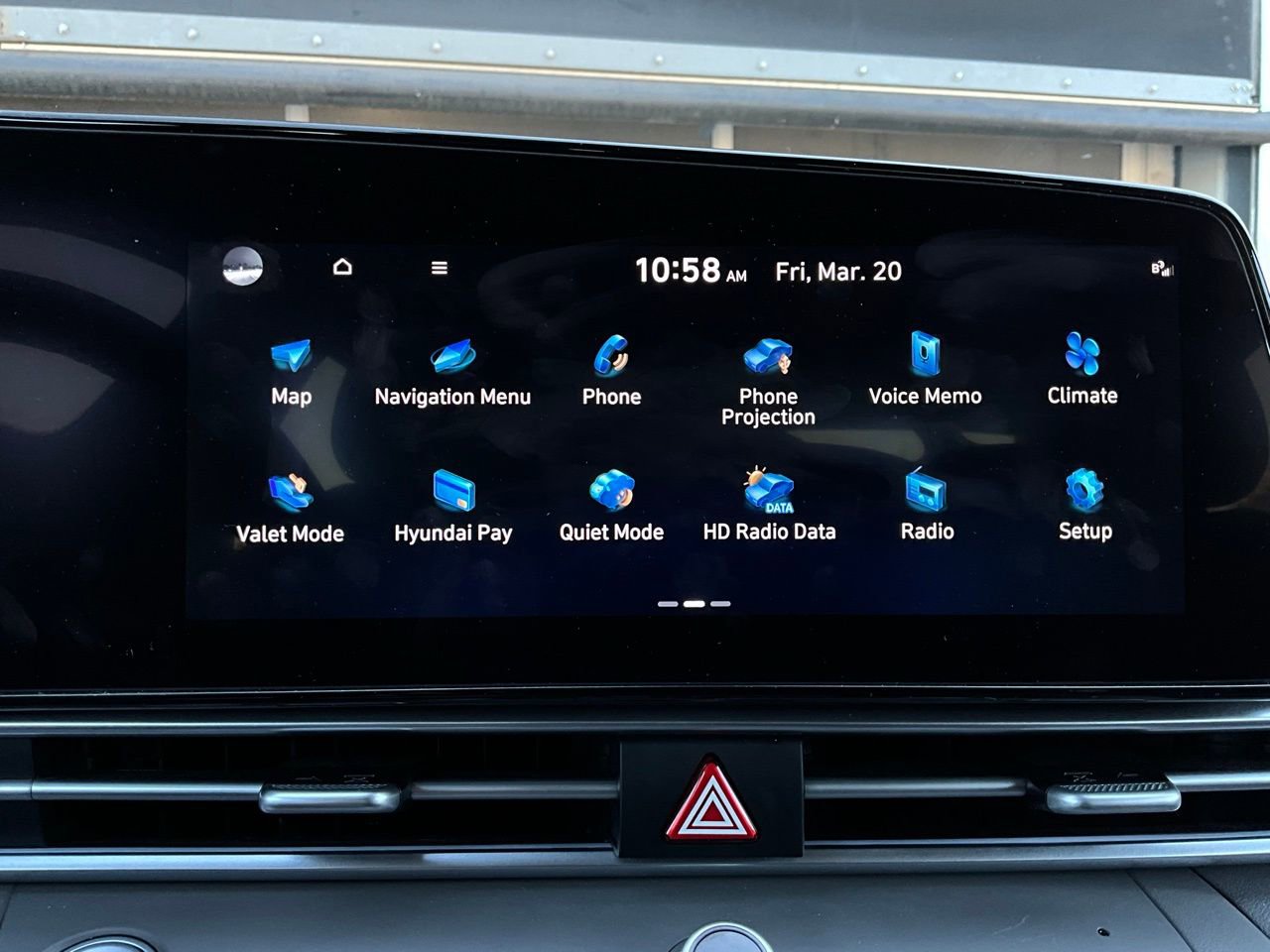 Used 2025 Hyundai Elantra SEL image 30