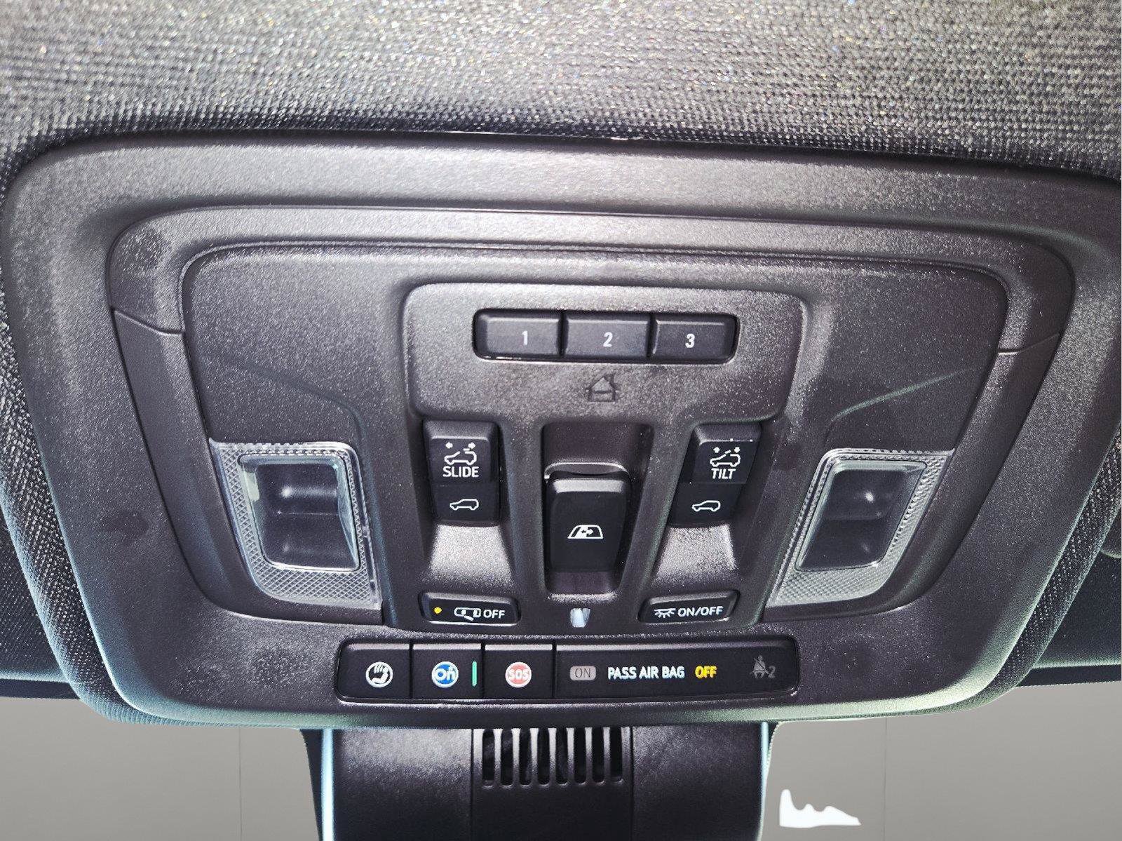Used 2024 Chevrolet Silverado 3500 High Country w/ Technology Package AWD/4WD image 25