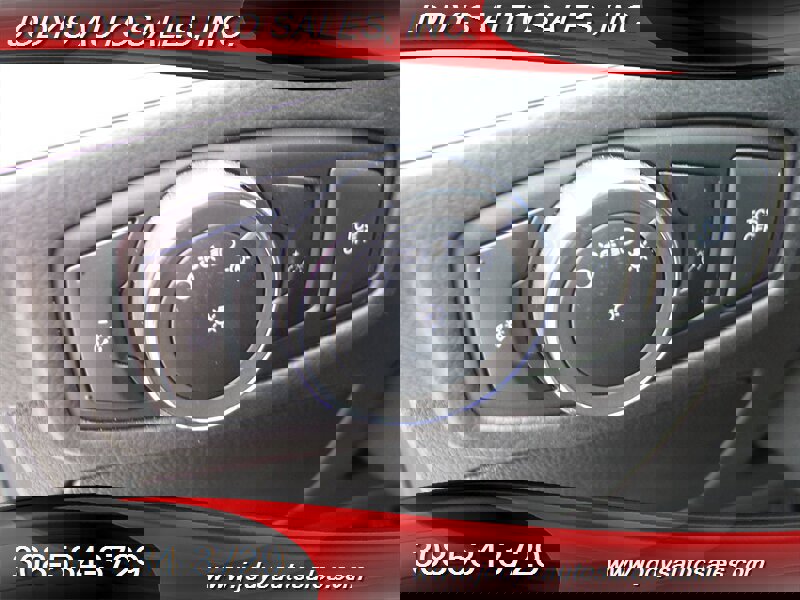 Used 2024 Ford Edge SE w/ Black Appearance Package image 7