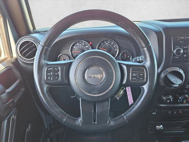 Used 2015 Jeep Wrangler Unlimited Sport w/ Connectivity Group AWD/4WD image 14
