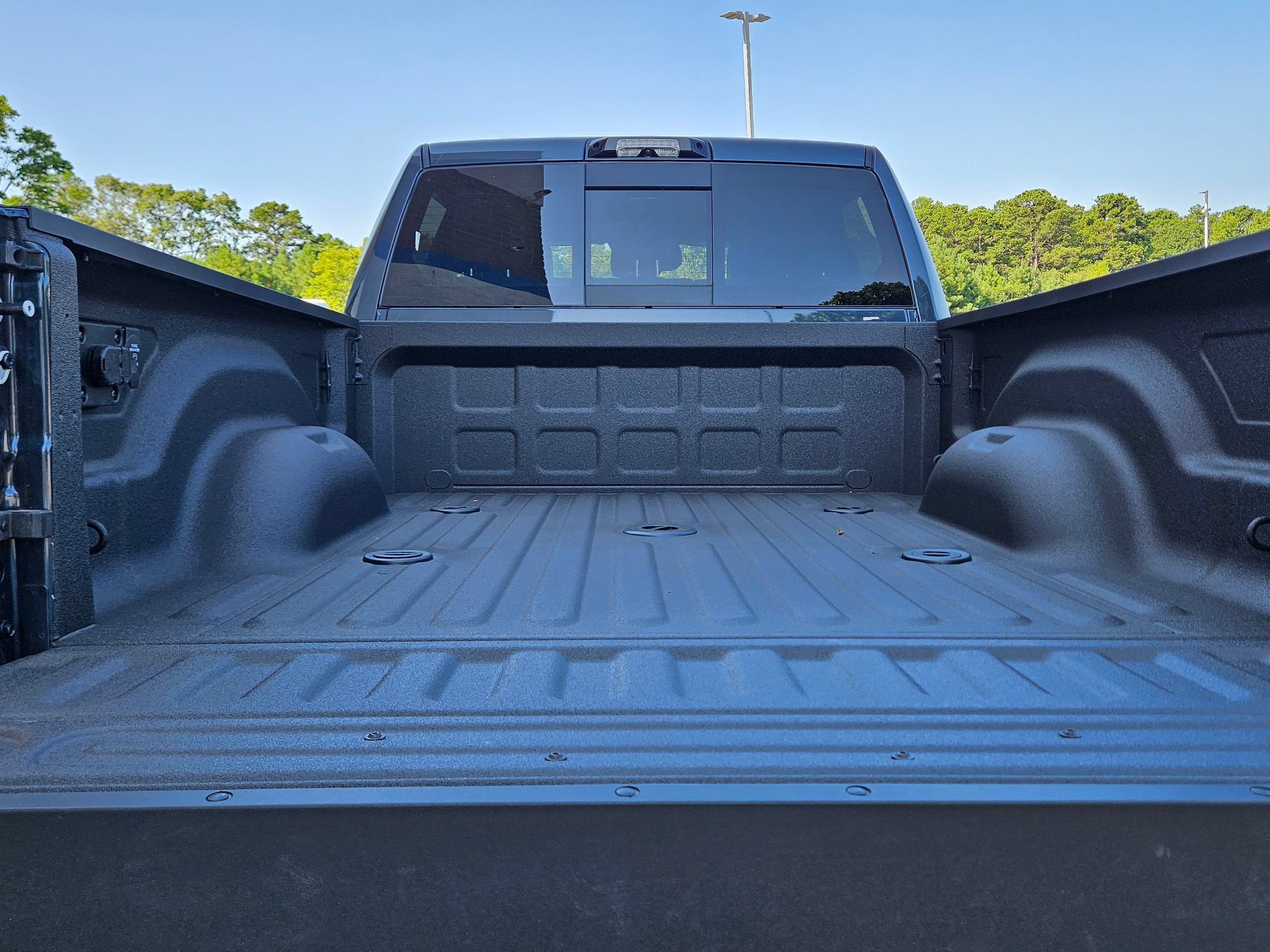 New 2026 RAM 2500 Laramie w/ Night Edition AWD/4WD image 26
