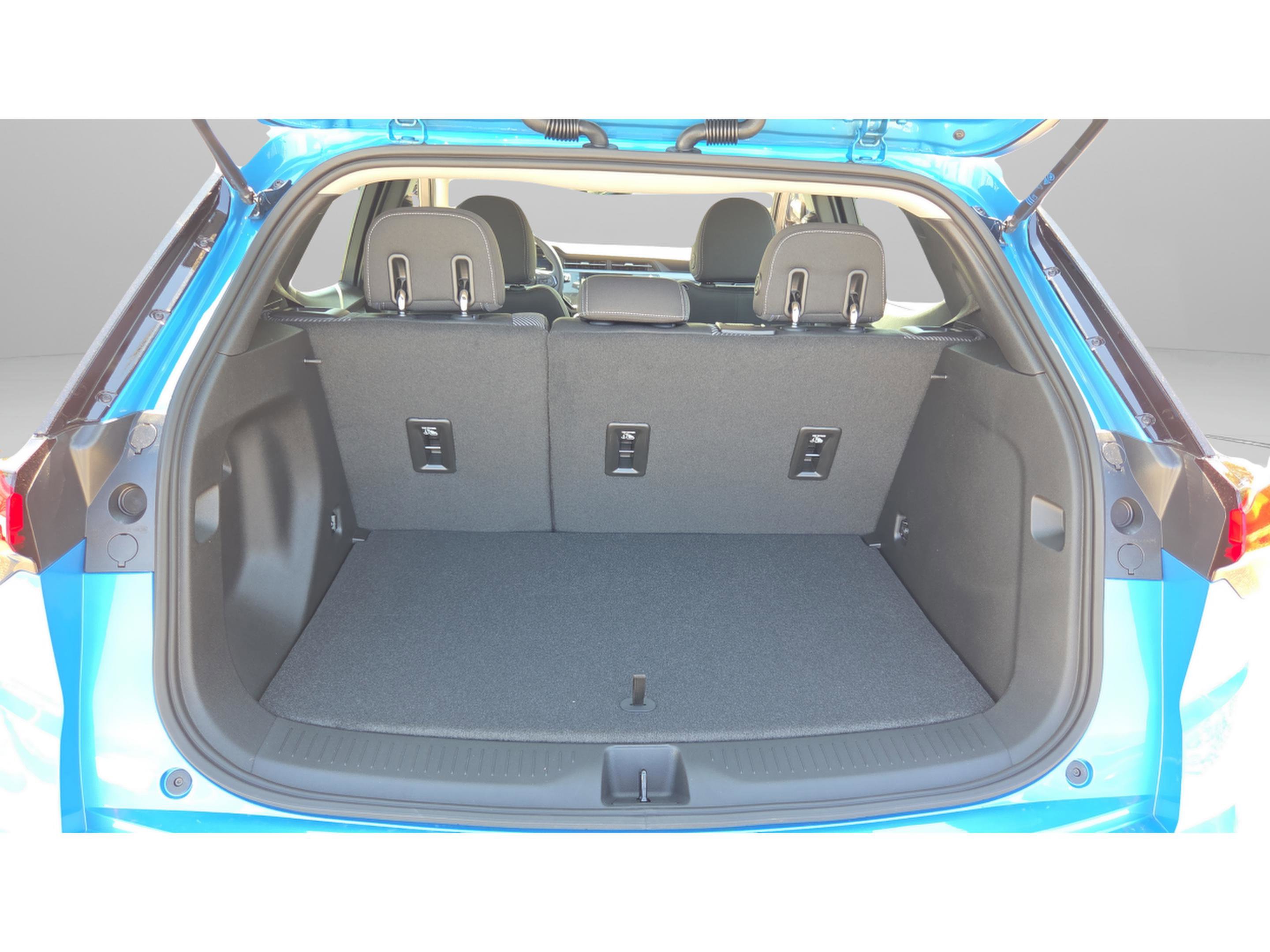 New 2027 Chevrolet Bolt LT image 11