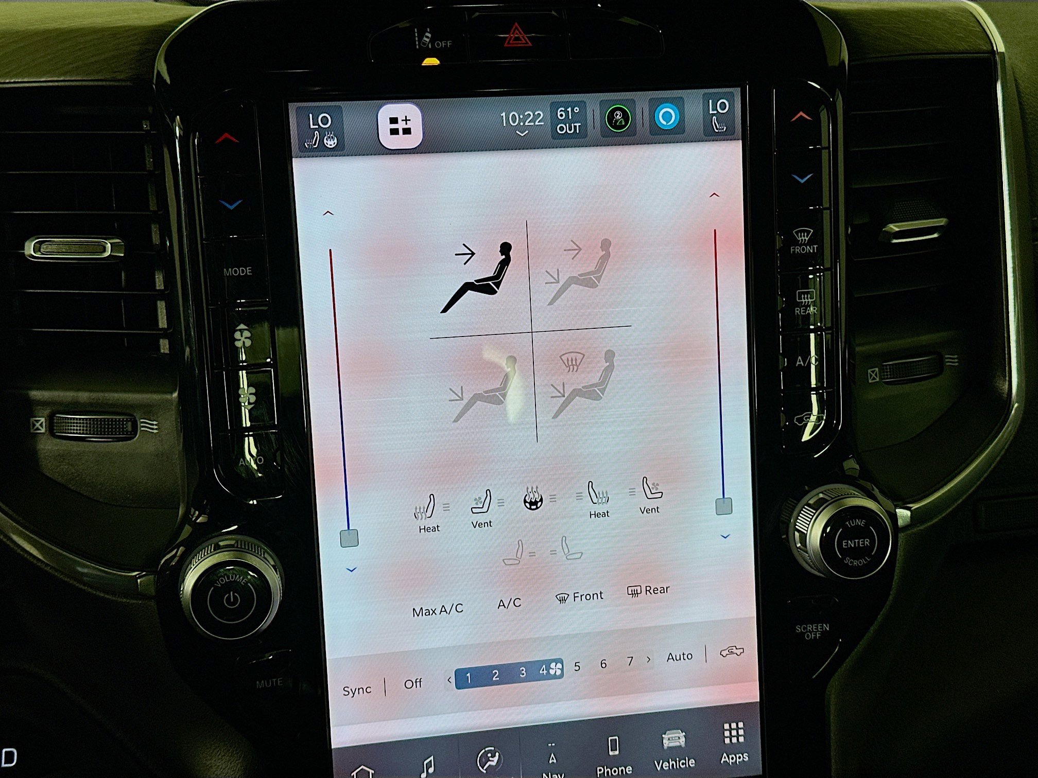 Used 2025 RAM 1500 Laramie image 24