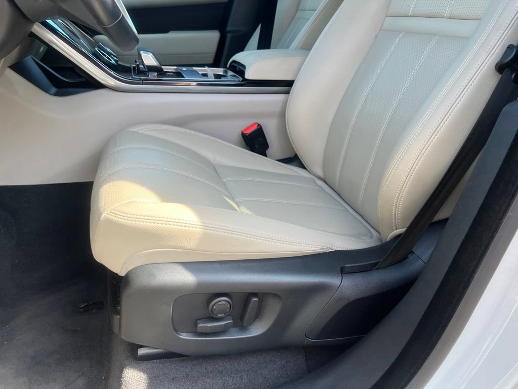 Used 2022 Land Rover Range Rover Velar R-Dynamic S AWD/4WD image 10